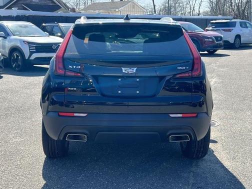 2021 Cadillac XT4 Luxury