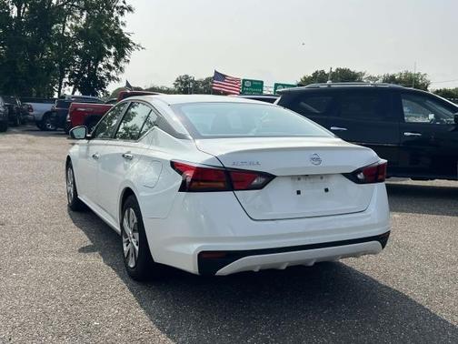 2022 Nissan Altima 2.5 S