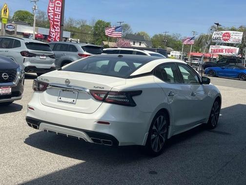 2023 Nissan Maxima Platinum