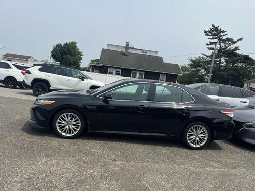 2020 Toyota Camry XLE