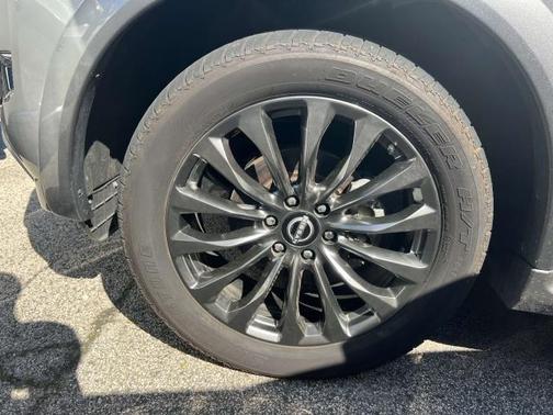 2023 Nissan Armada Platinum