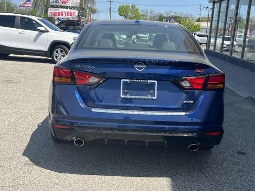 2023 Nissan Altima 2.5 SR
