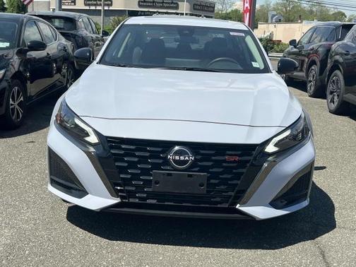 2023 Nissan Altima 2.0 SR