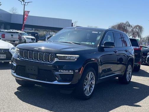 2024 Jeep Grand Cherokee Summit
