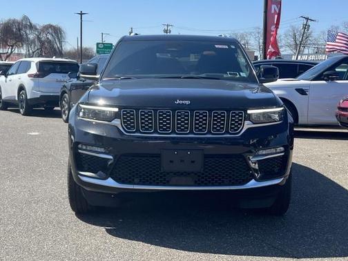 2024 Jeep Grand Cherokee Summit