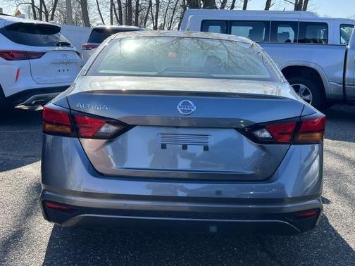 2022 Nissan Altima 2.5 S
