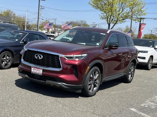 2022 INFINITI QX60 Luxe