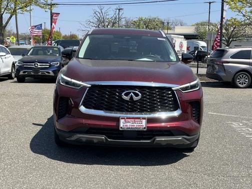 2022 INFINITI QX60 Luxe