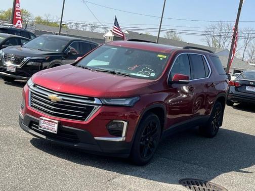 2022 Chevrolet Traverse LT Leather