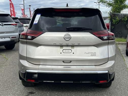 2024 Nissan Rogue Platinum