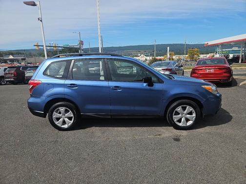 2015 Subaru Forester 2.5i