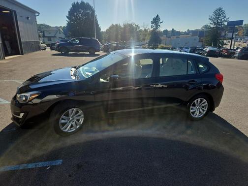 2015 Subaru Impreza 2.0i Premium
