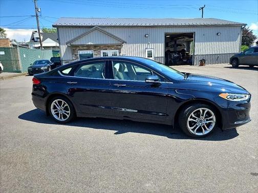 2020 Ford Fusion SEL FWD