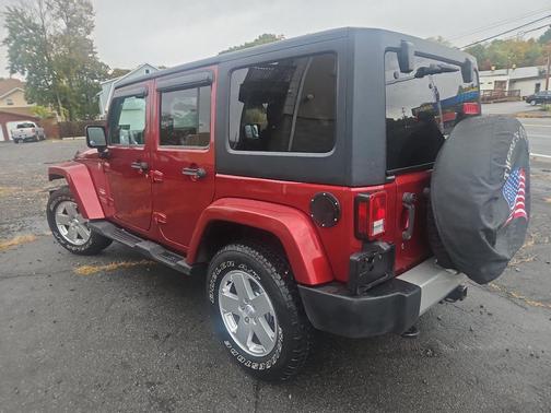 2012 Jeep Wrangler Unlimited Sahara