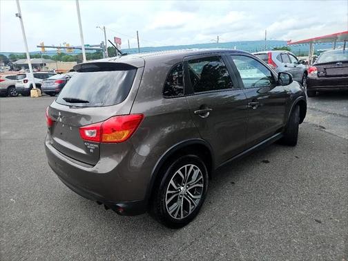 2016 Mitsubishi Outlander Sport 2.4 ES