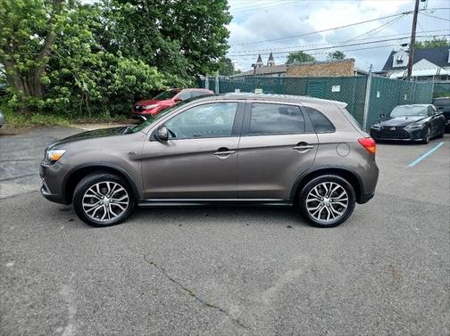 2016 Mitsubishi Outlander Sport 2.4 ES
