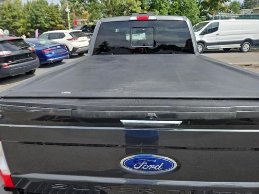 2017 Ford F-250 Lariat 4WD SuperCab 6.75' Box
