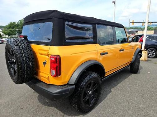 2022 Ford Bronco Black Diamond 4 Door 4x4