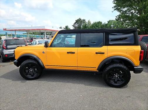 2022 Ford Bronco Black Diamond 4 Door 4x4