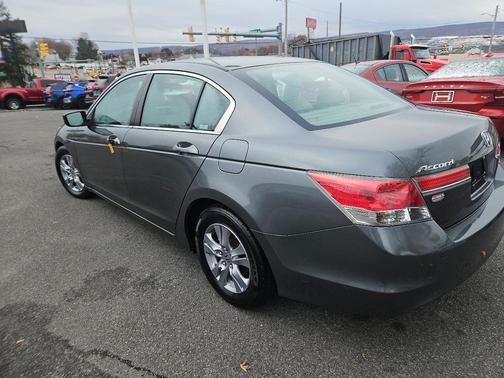 2012 Honda Accord 4dr I4 Auto LX Premium