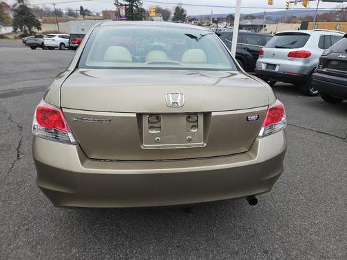 2009 Honda Accord 4dr I4 Auto LX