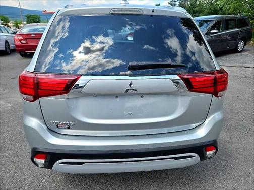 2020 Mitsubishi Outlander SEL