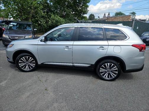 2020 Mitsubishi Outlander SEL