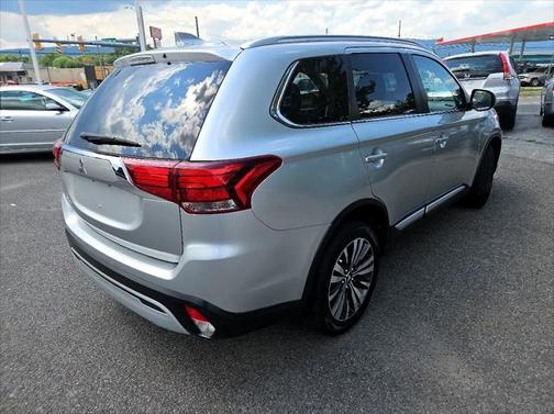 2020 Mitsubishi Outlander SEL