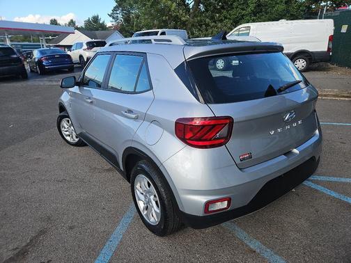 2020 Hyundai VENUE SEL IVT