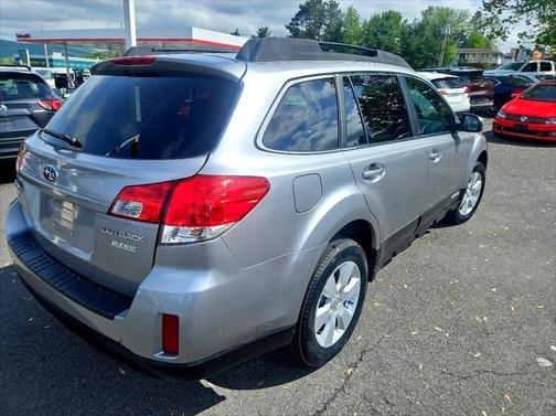2011 Subaru Outback 2.5i