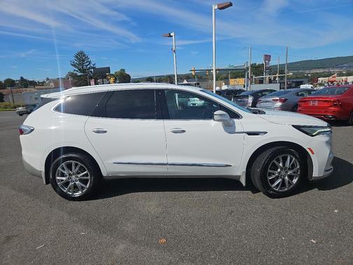 2022 Buick Enclave AWD 4dr Premium