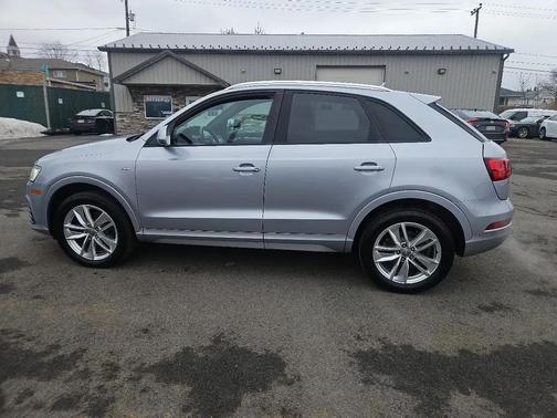 2018 Audi Q3 2.0 TFSI Sport Premium quattro AWD
