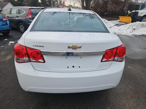 2015 Chevrolet Cruze LS