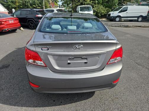 2017 Hyundai Accent Value Edition
