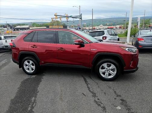 2019 Toyota RAV4 Hybrid XLE
