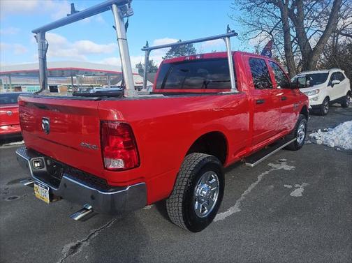2017 RAM 2500 Tradesman 4x4 Crew Cab 6'4'' Box