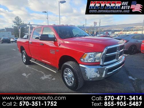 2017 RAM 2500 Tradesman 4x4 Crew Cab 6'4'' Box