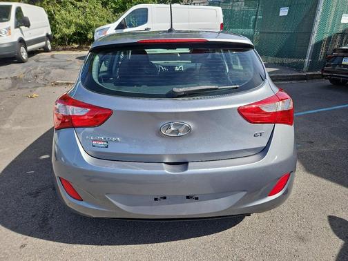 2016 Hyundai Elantra GT Base