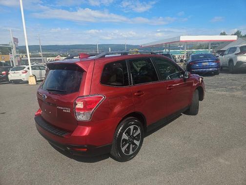 2017 Subaru Forester 2.5i Limited