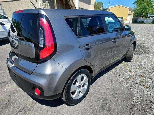 2017 Kia Soul Base