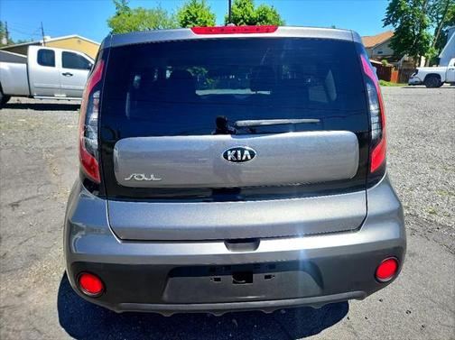 2017 Kia Soul Base