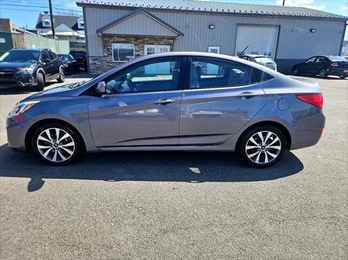 2017 Hyundai Accent Value Edition