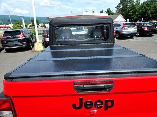 2020 Jeep Gladiator Sport