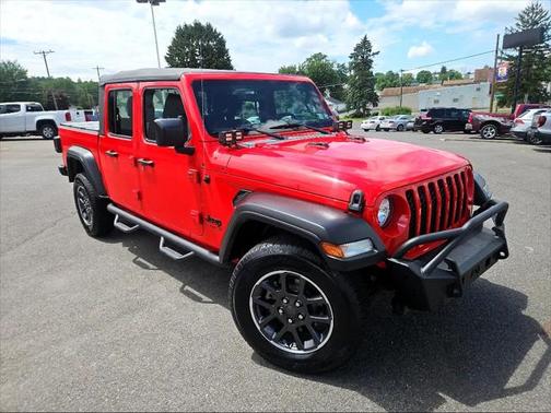2020 Jeep Gladiator Sport