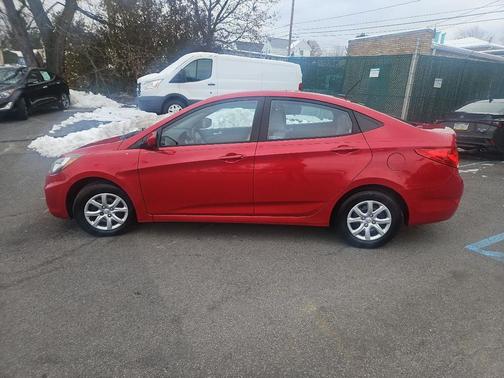 2014 Hyundai Accent GLS
