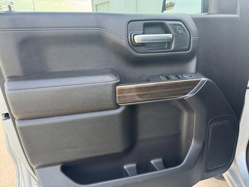 Silver Ice Metallic 2021 Chevrolet Silverado 1500 LT