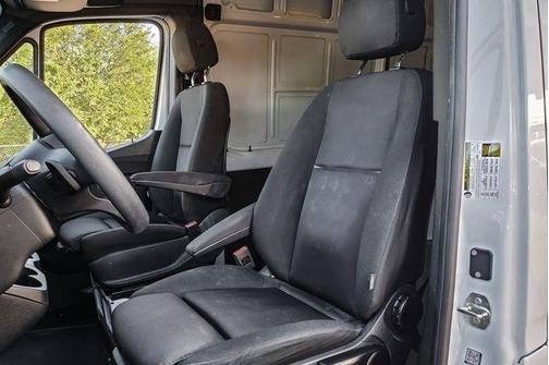 2023 Mercedes-Benz Sprinter 2500 144 WB