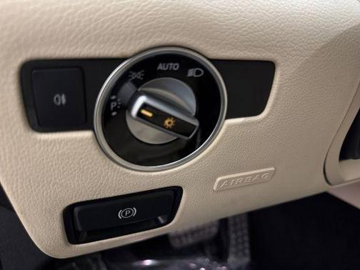 2020 Mercedes-Benz SLC 300 Base