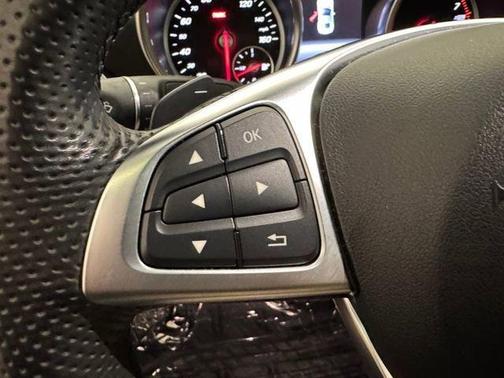 2020 Mercedes-Benz SLC 300 Base