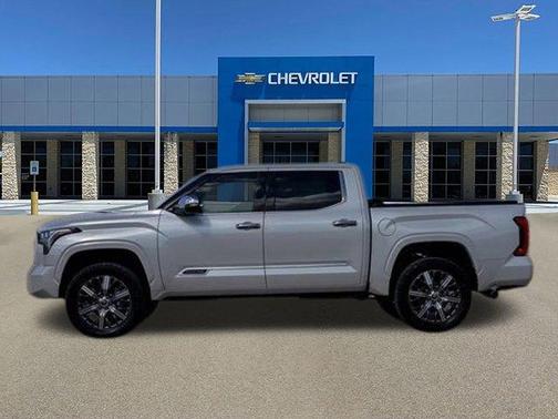 2022 Toyota Tundra Hybrid Capstone